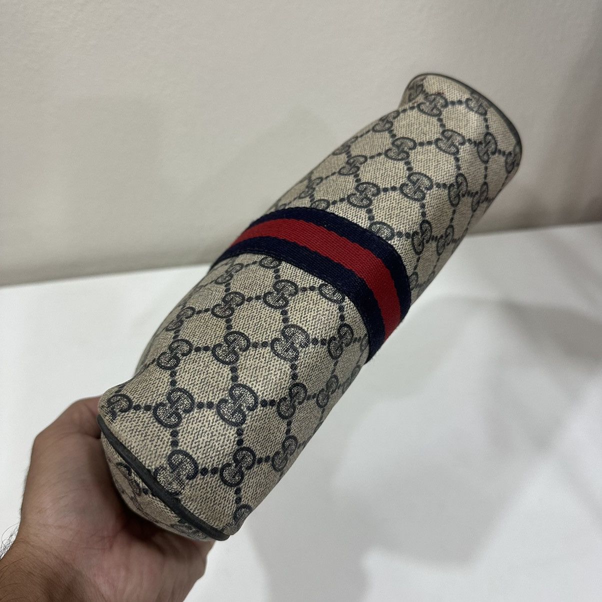 Gucci ‼️YES‼️ VINTAGE GUCCI GG MONOGRAM MAKE UP POUCH CLUTCH BAG Size ONE SIZE - 6 Thumbnail