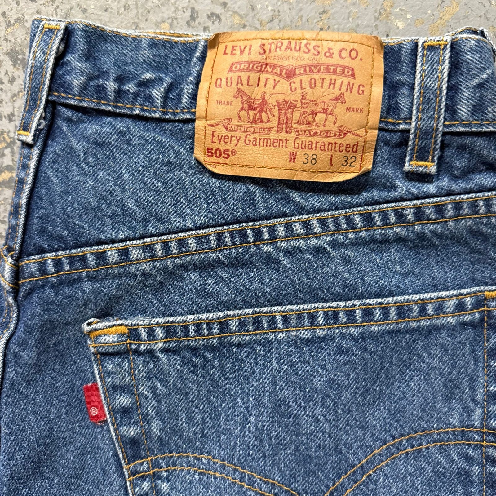 Levi's Vintage 90’s Levi’s 505 Straight Leg Jeans Size US 36 / EU 52 - 4 Thumbnail