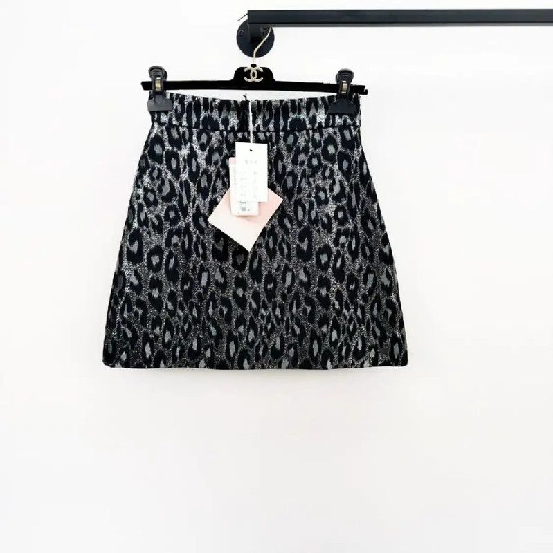 Miu Miu Miu Miu Black Winter Skirt for Women 0089 Size 23" - 1 Thumbnail