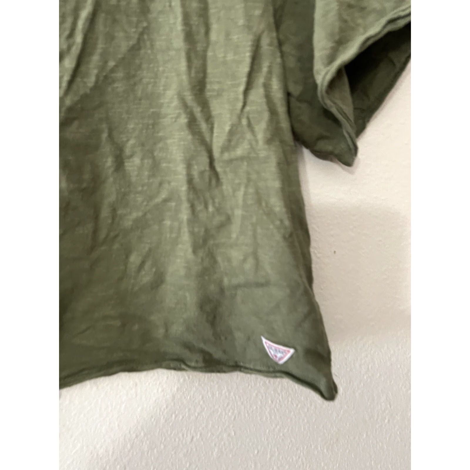 Guess VINTAGE GUESS Army Green Micro Crop Top Short Sleeve Crew Neck Womens M Cropped 90s Logo Patch Shirt Size M / US 6-8 / IT 42-44 - 2 Thumbnail