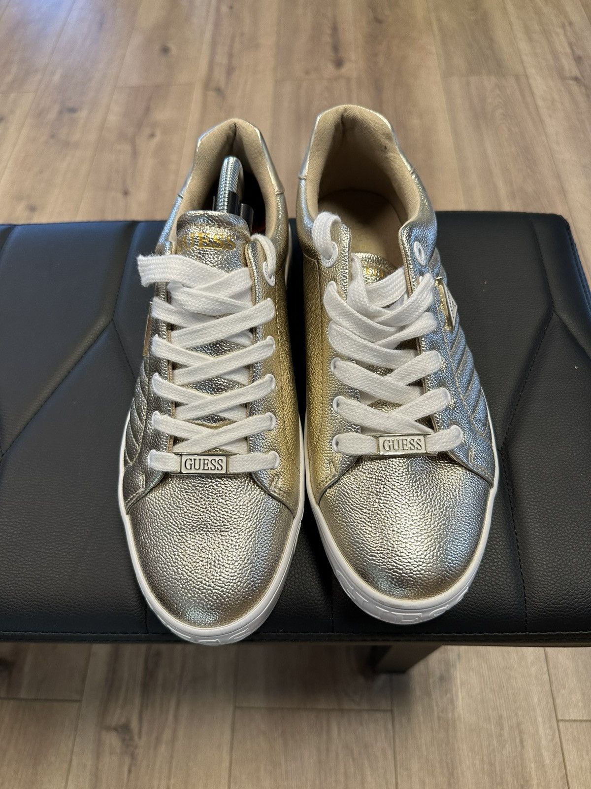 Guess Guess shoes Size US 11 / EU 44 - 2 Thumbnail