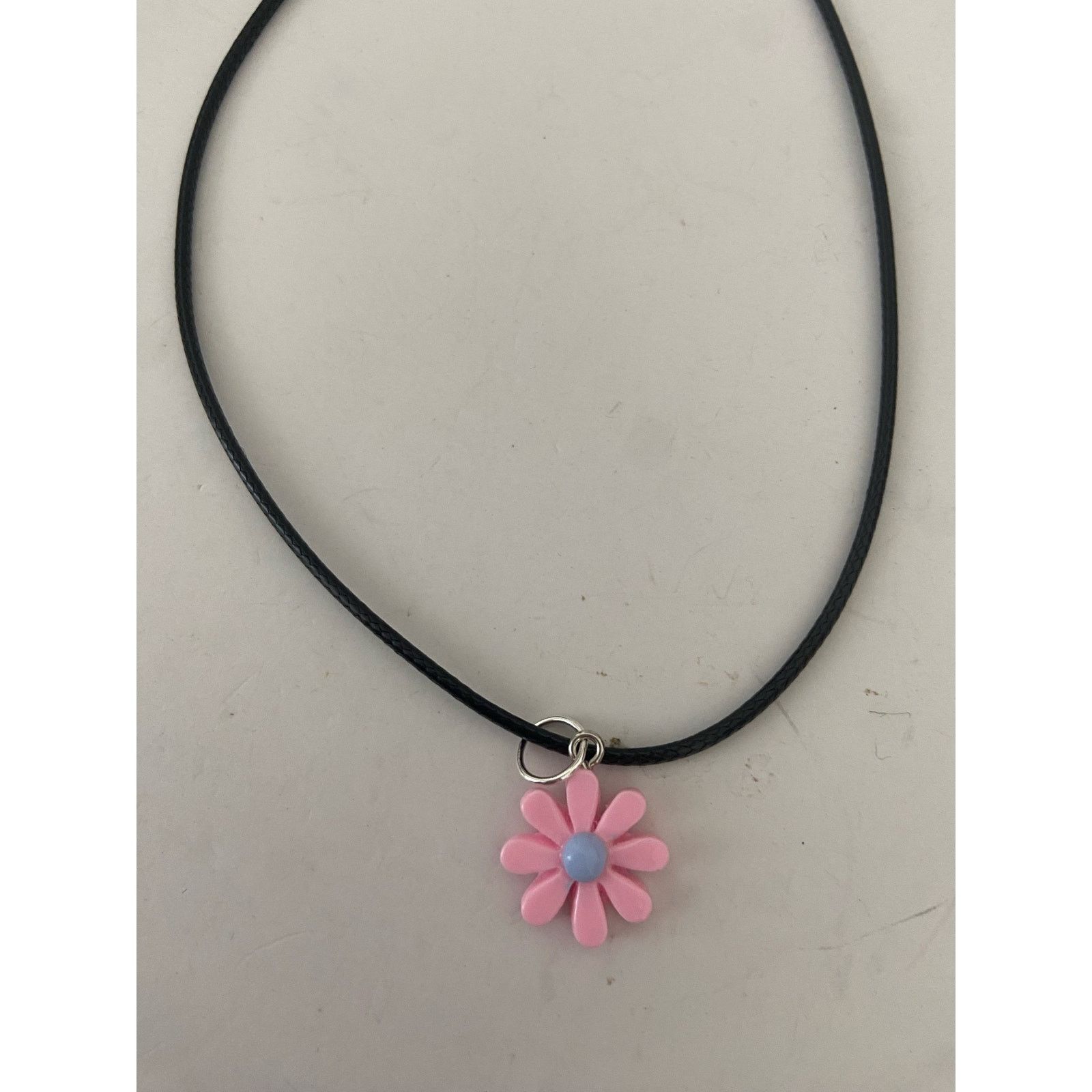 Handmade Pink daisy pendant necklace Size ONE SIZE - 5 Thumbnail