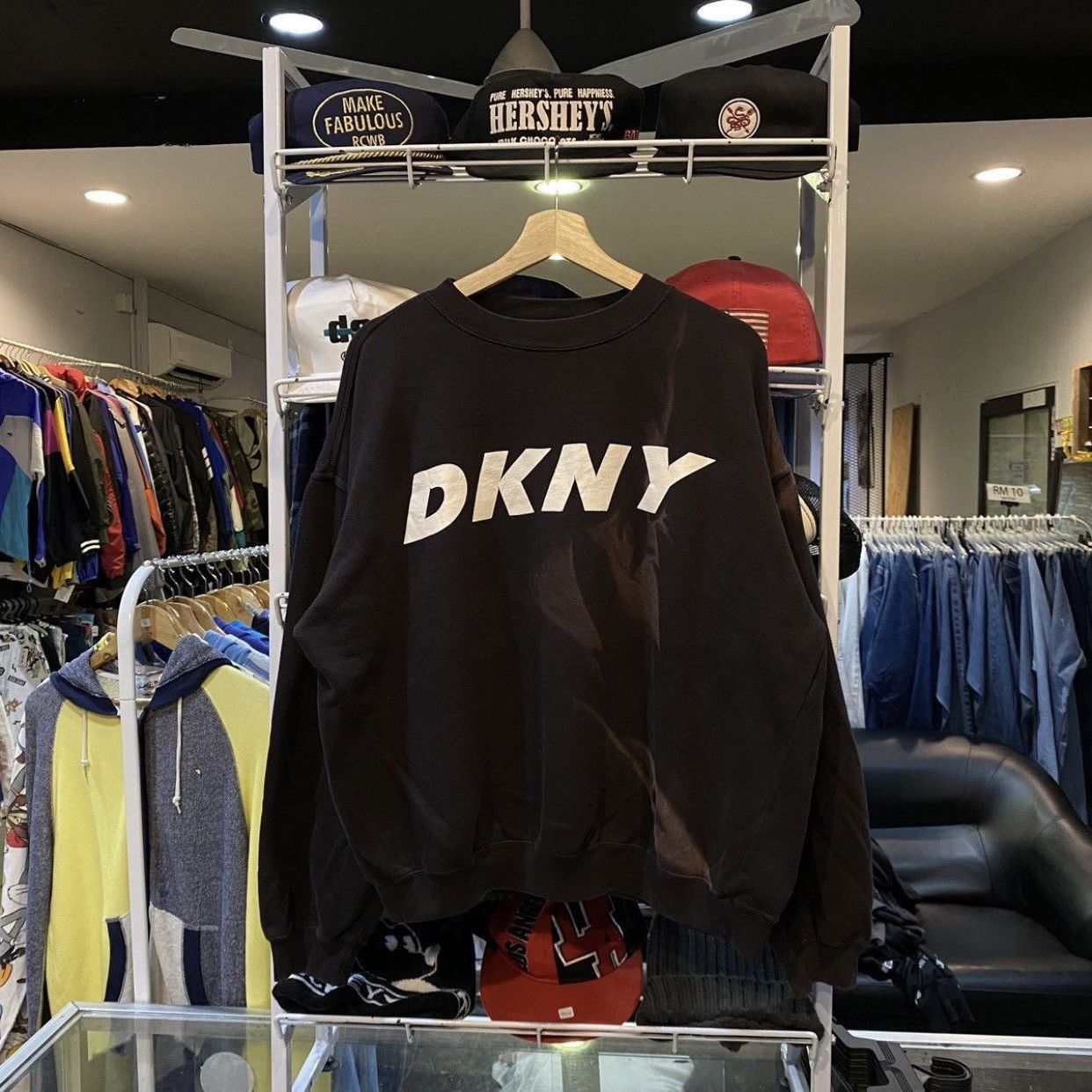 DKNY DKNY Jeans Big Logo Faded Style Sweatshirt Size US L / EU 52-54 / 3 - 1 Thumbnail