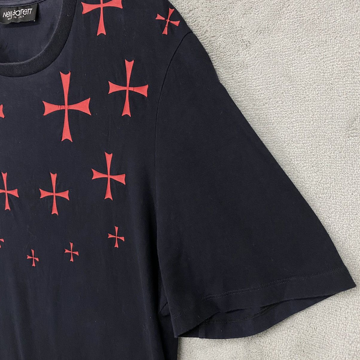 Neil Barrett NEIL BARRETT Maltese Cross Printed T-Shirt Black Size US L / EU 52-54 / 3 - 3 Thumbnail