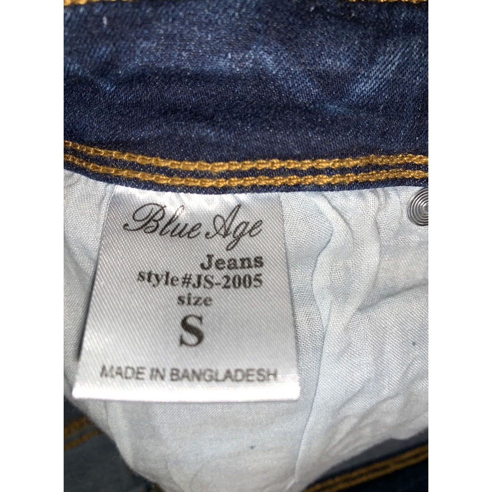 Denime VINTAGE Blue Age Womens Distressed Stretch Denim Cut Off Shorts S Small Blue NWT Size 28" / US 6 / IT 42 - 7 Thumbnail