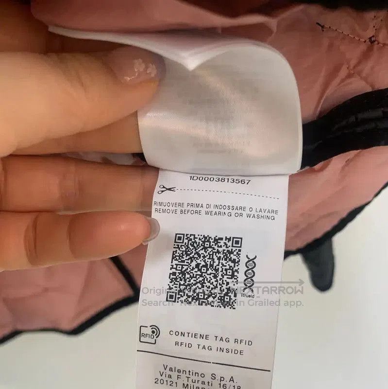 Valentino Valentino Quilted Black Women's Down Jacket . Size XXS / US 00 / IT 34 - 4 Thumbnail