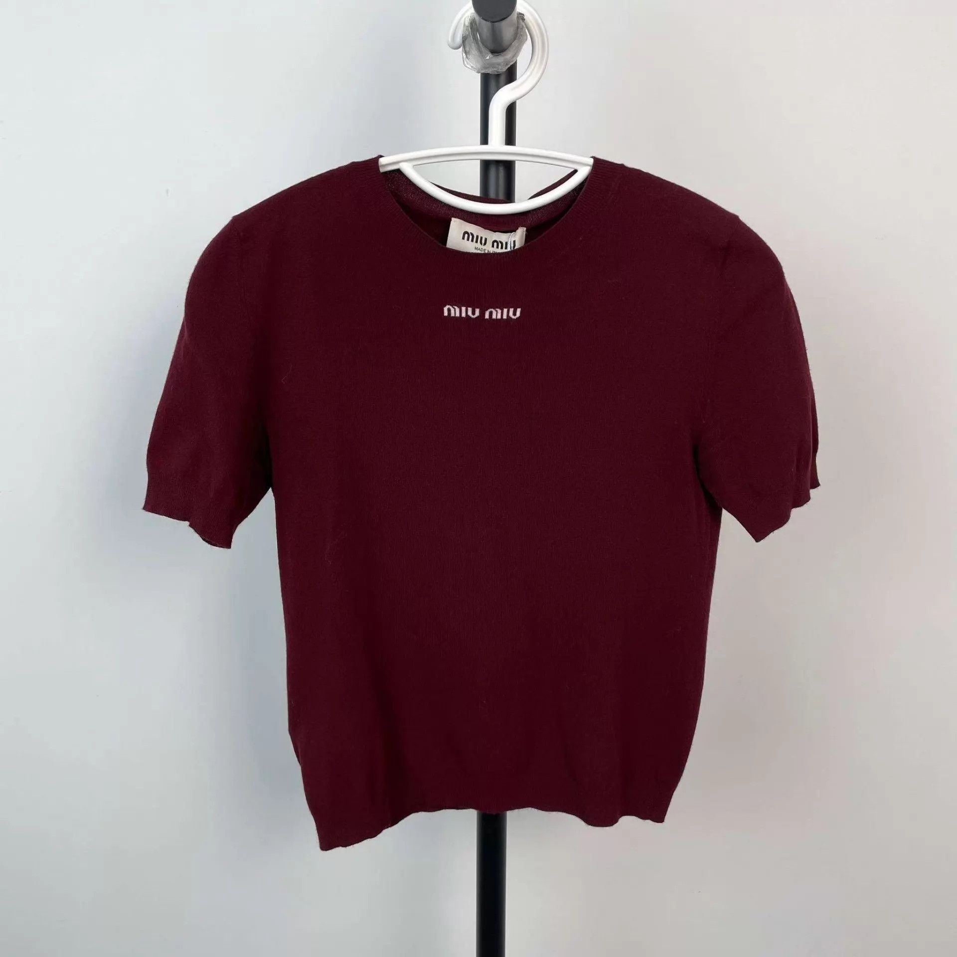 Miu Miu MIU MIU women's burgundy knit short sleeve size 38 Size XS / US 0-2 / IT 36-38 - 1 Thumbnail