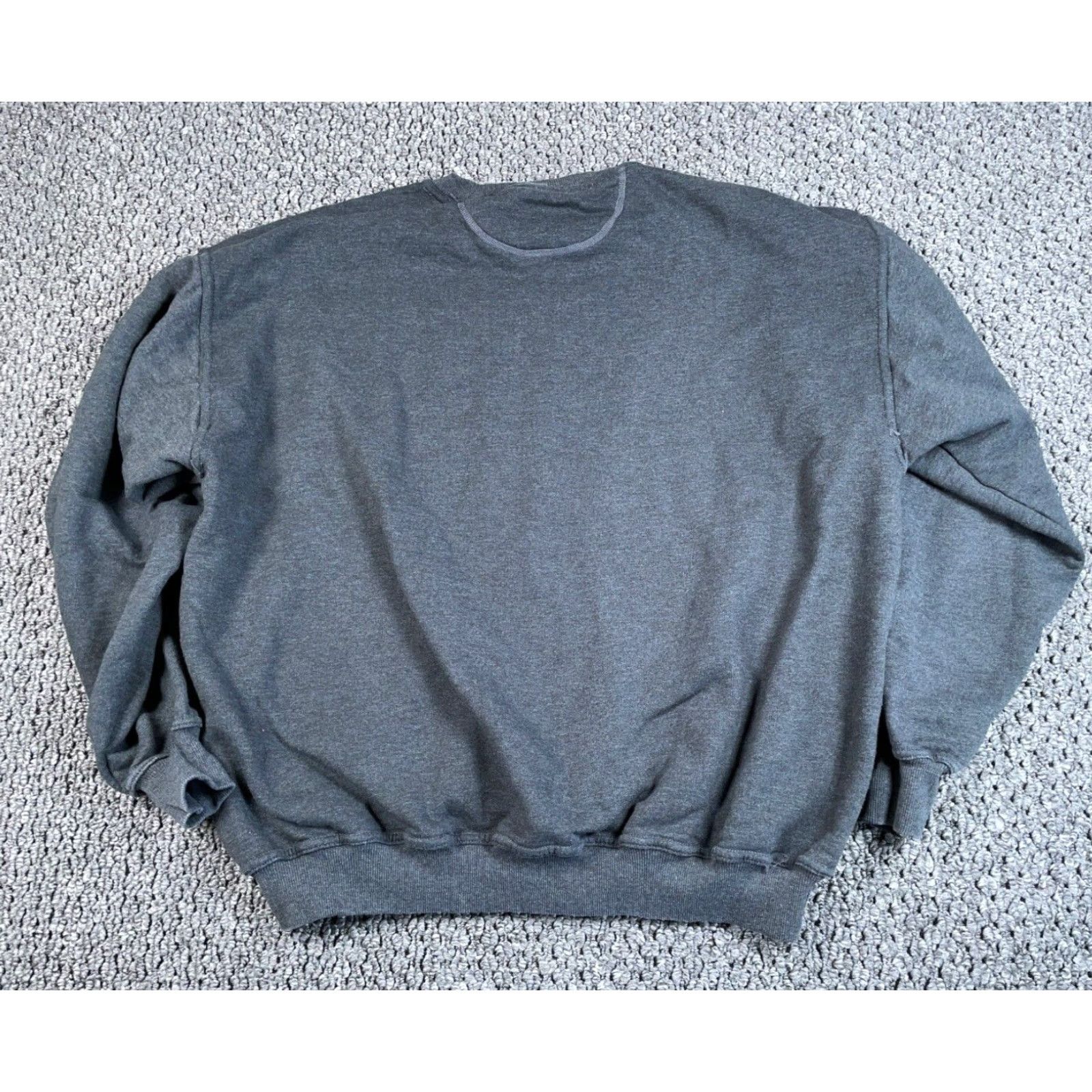 Russell Athletic VINTAGE Russell Athletic Sweatshirt Adult 2X Dark Gray Heavyweight Crewneck Pullover Size US XXL / EU 58 / 5 - 2 Thumbnail