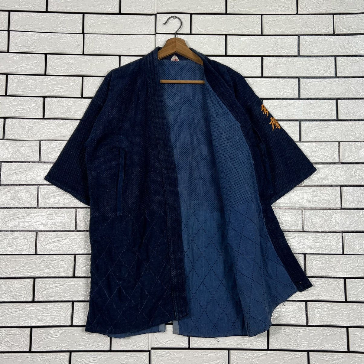 Vintage Japan Indigo Blue Sashiko Thick Weave Kimono #4147-C189 Size US L / EU 52-54 / 3 - 9 Thumbnail