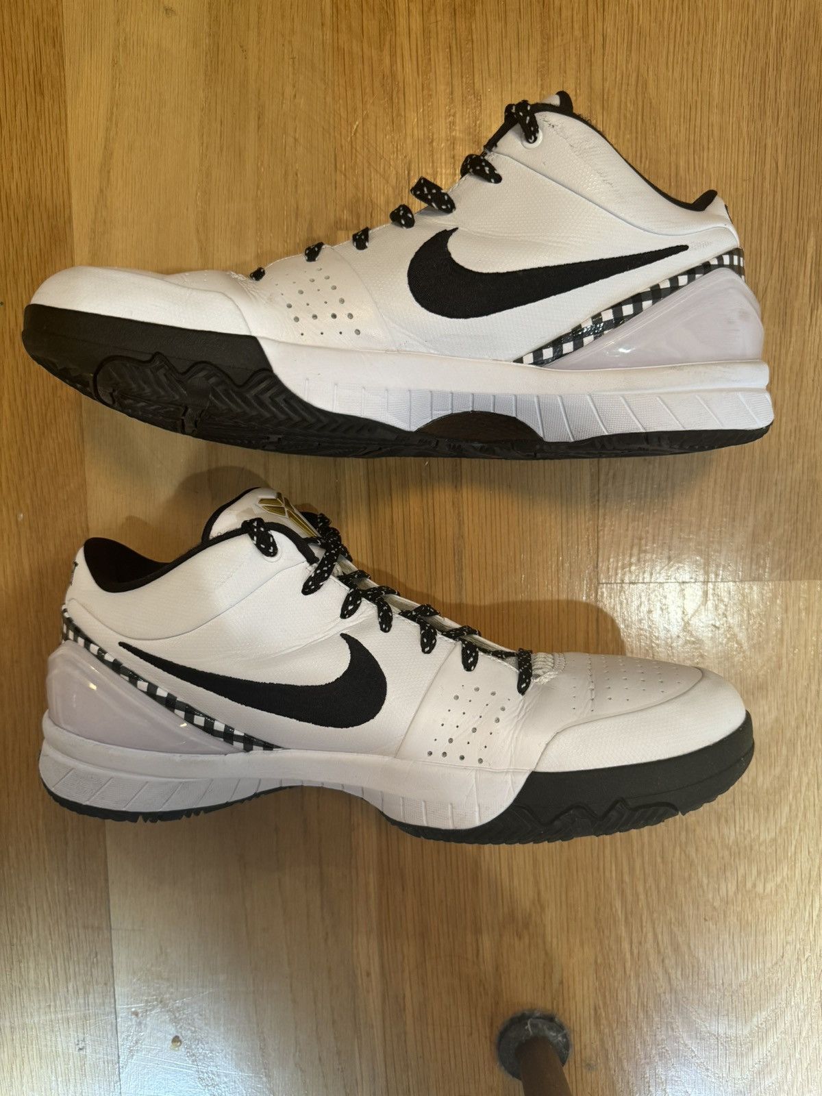 Nike Kobe 4 Protro Mambacita Size US 10.5 / EU 43-44 - 2 Thumbnail