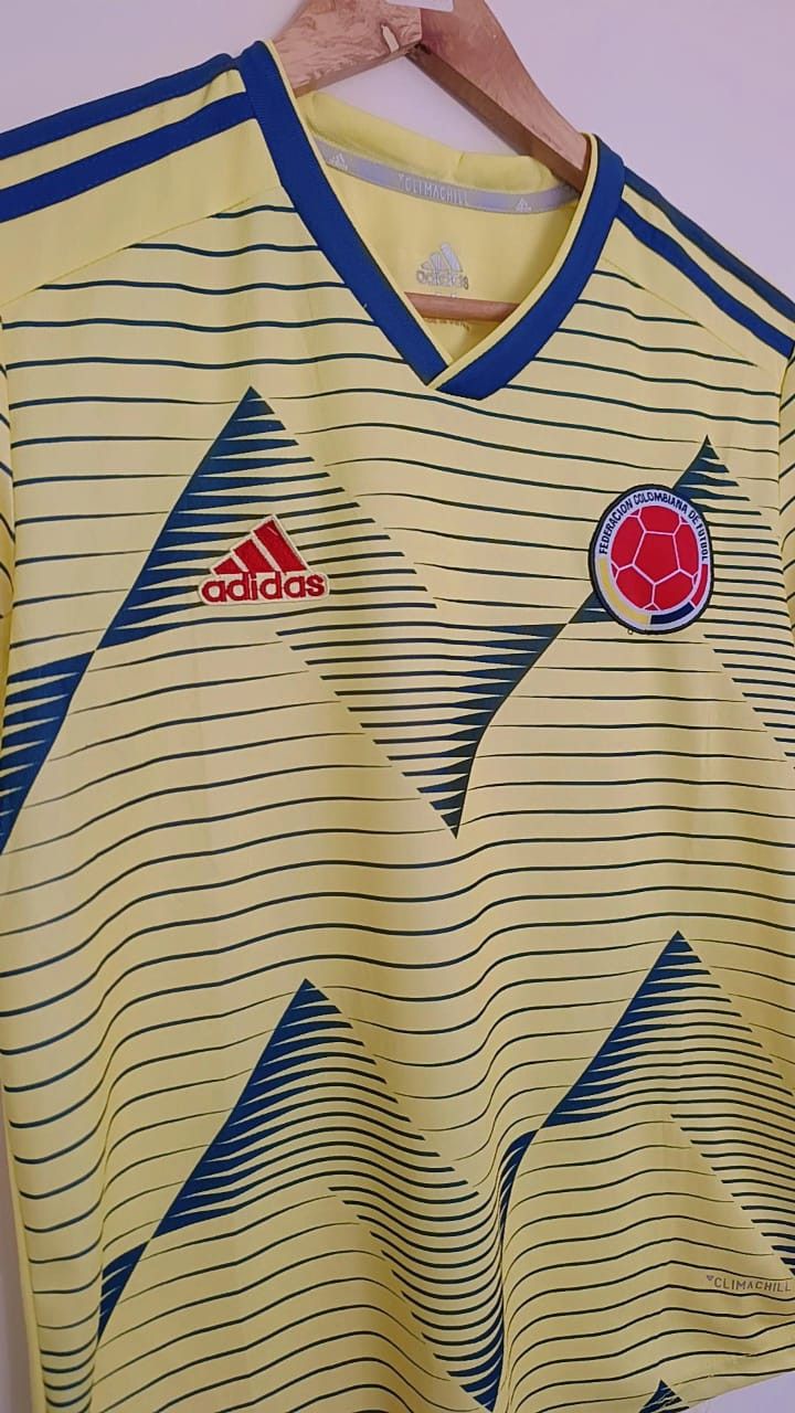 Adidas Adidas Colombia National Team Home Jersey Size M – Authentic Size US M / EU 48-50 / 2 - 3 Thumbnail