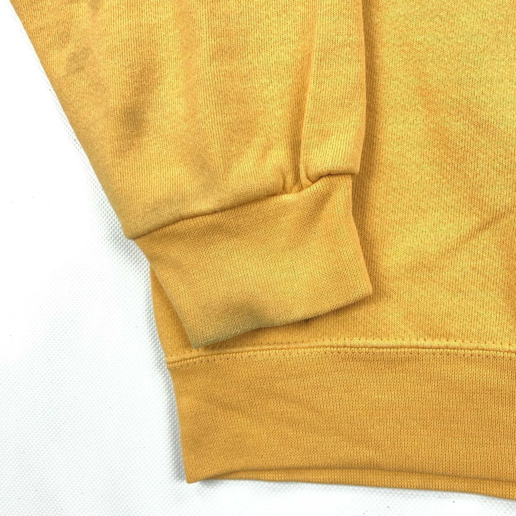 Lee VINTAGE Lee Coastal Fish Crew Neck Sweatshirt XL Adult Men Yellow 90s Graphic Print Pullover Size US XL / EU 56 / 4 - 7 Thumbnail