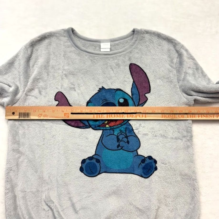 Disney Disney Lilo & Stitch Sweatshirt Gray Size M Graphic Crewneck Cozy Plush Stitch Women Size S / US 4 / IT 40 - 7 Thumbnail