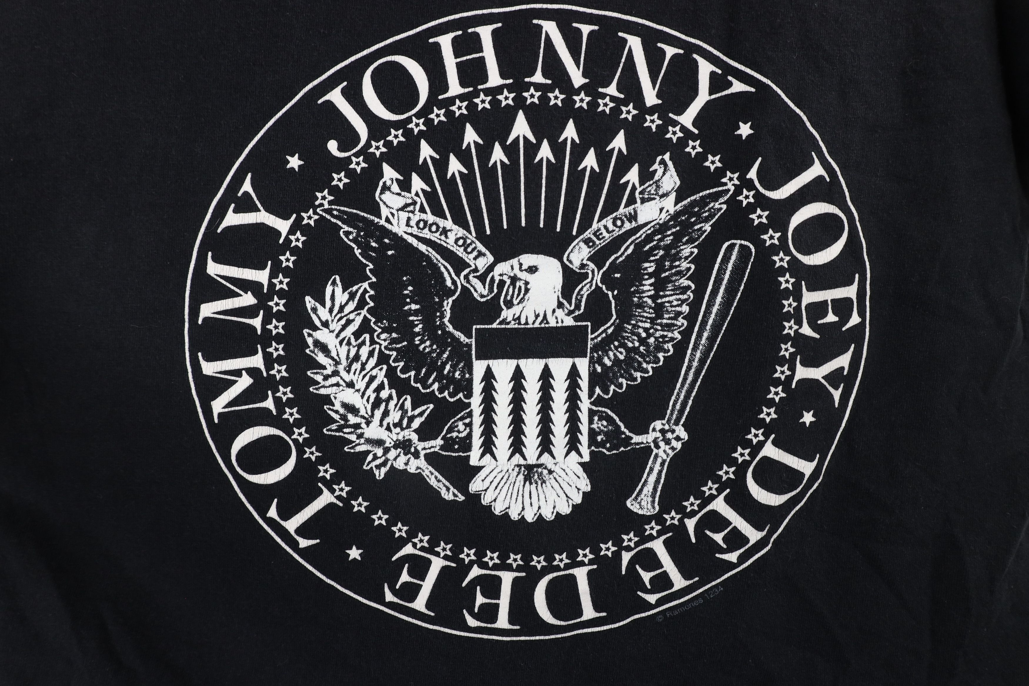 Vintage Vintage Y2K Spell Out The Ramones Band T-Shirt Black Size US M / EU 48-50 / 2 - 5 Thumbnail