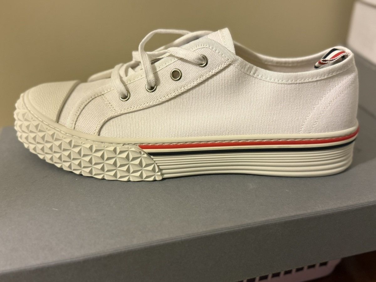 ⭐︎新品未使用⭐︎THOM BROWNE Thom Browne Low Top BRAND New