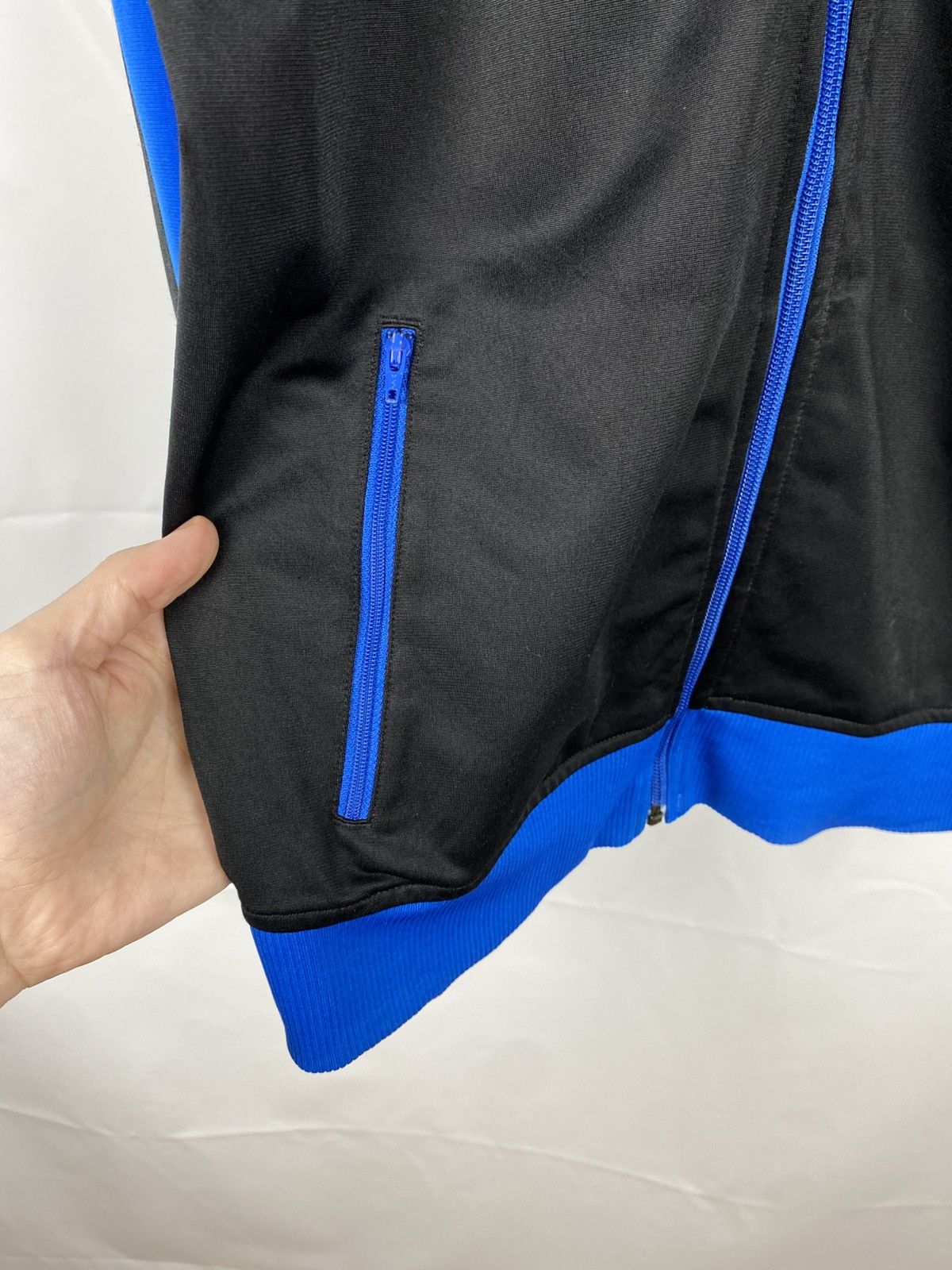 Carhartt Carhartt Full Zip Track Jacket Bomber Men size M Size US M / EU 48-50 / 2 - 5 Thumbnail