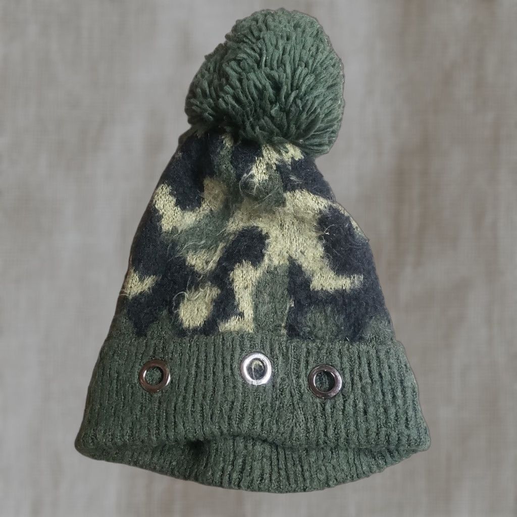 Steve Madden Steve Madden Beanie Hat Women One Size Winter Pompom Multicolor Acrylic Knit Black Tan White Modern Casual Womens Size ONE SIZE - 1 Thumbnail