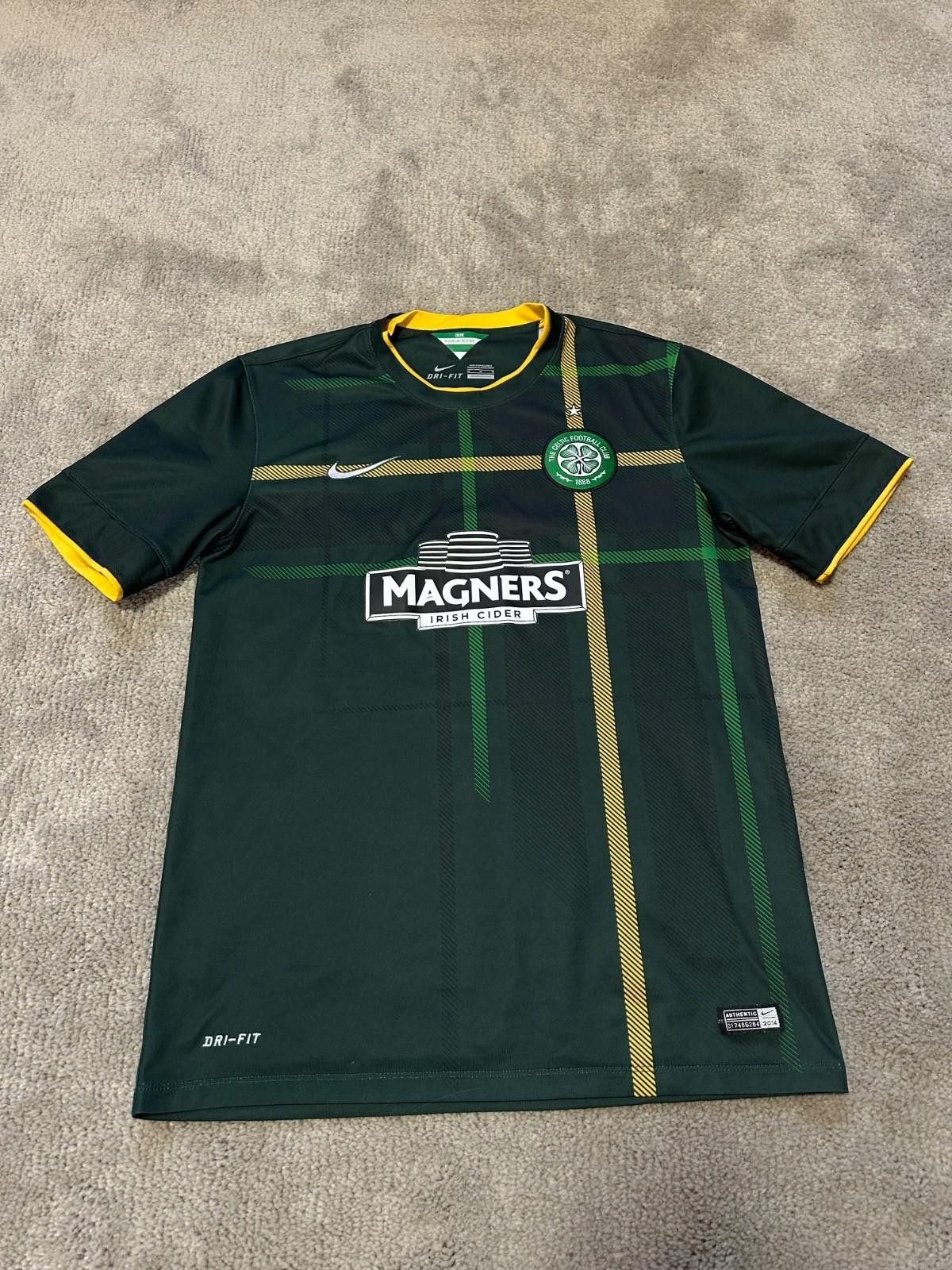 Nike CELTIC 2014 2015 AWAY FOOTBAL SHIRT SOCCER JERSEY NIKE M Size US M / EU 48-50 / 2 - 2 Thumbnail