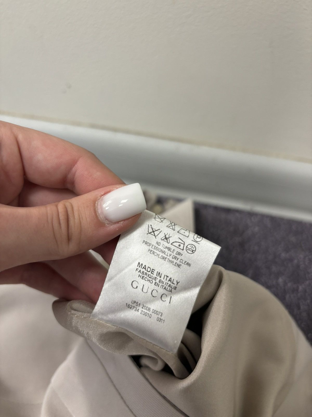 Gucci Gucci Vintage Beige Wool Blend Pencil Skirt Size 26" / US 2 / IT 38 - 20 Thumbnail