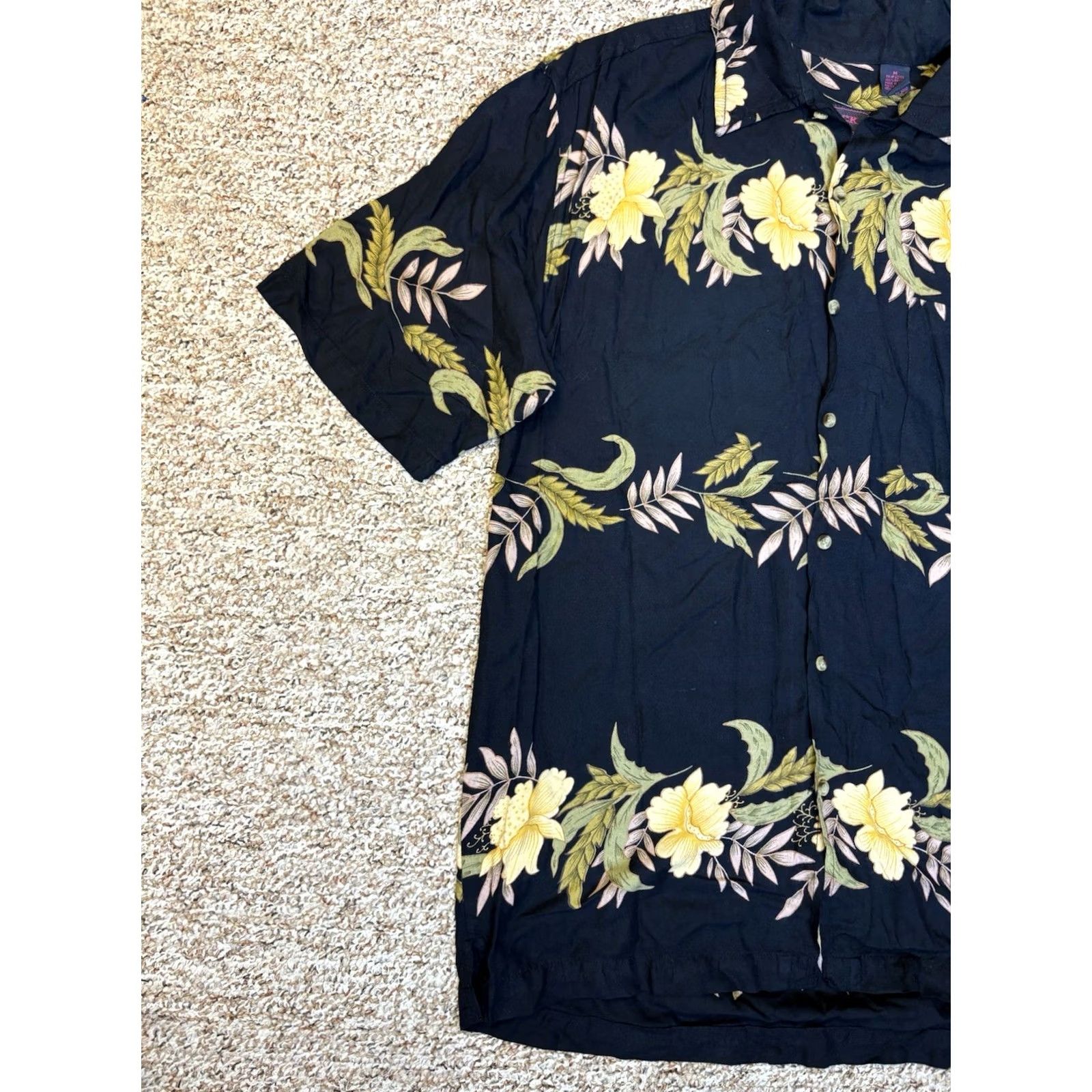 Vintage VINTAGE Jack Hollywood Hawaiian Button Up Black Floral Short Sleeve Shirt Sz M Mens Regular Button-Down Collar 90s Theme Spring Summer Size US M / EU 48-50 / 2 - 2 Thumbnail