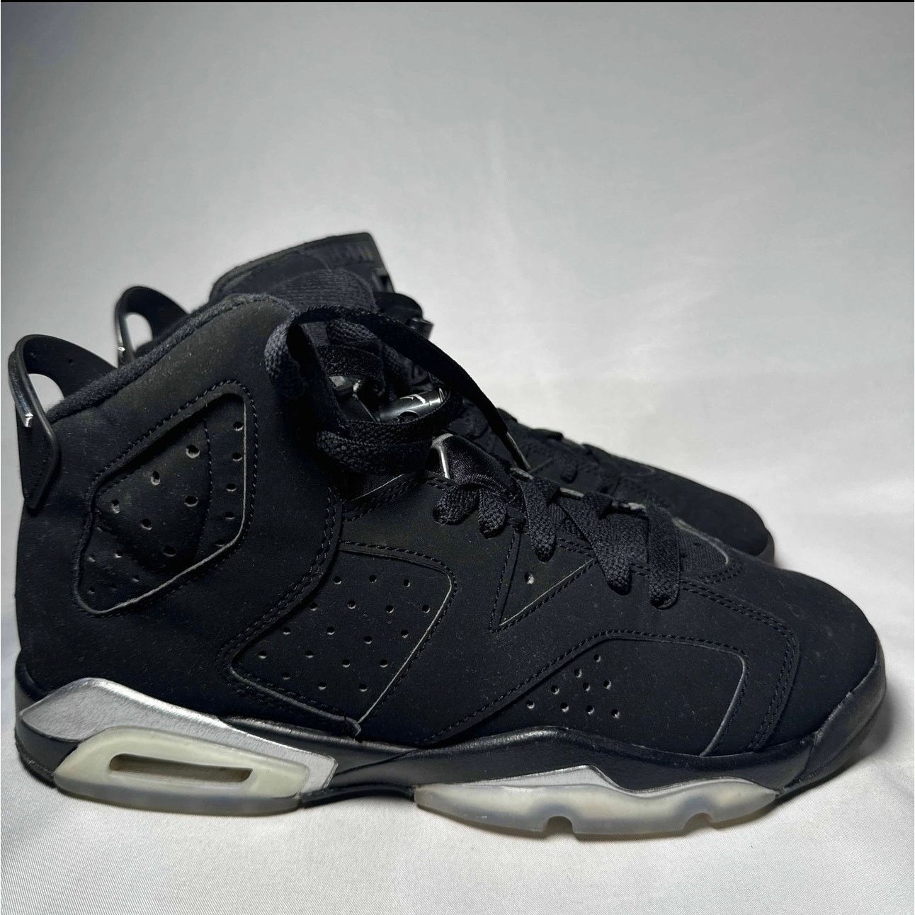 Jordan Brand × Nike Size 6 - Nike Air Jordan 6 Retro GS Chrome Men's Shoes Size US 6 / EU 39 - 1 Thumbnail
