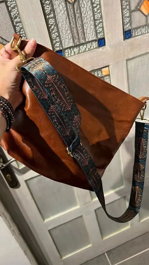 Vintage Vintage PU Leather Women Sling Bag Size ONE SIZE - 3 Thumbnail
