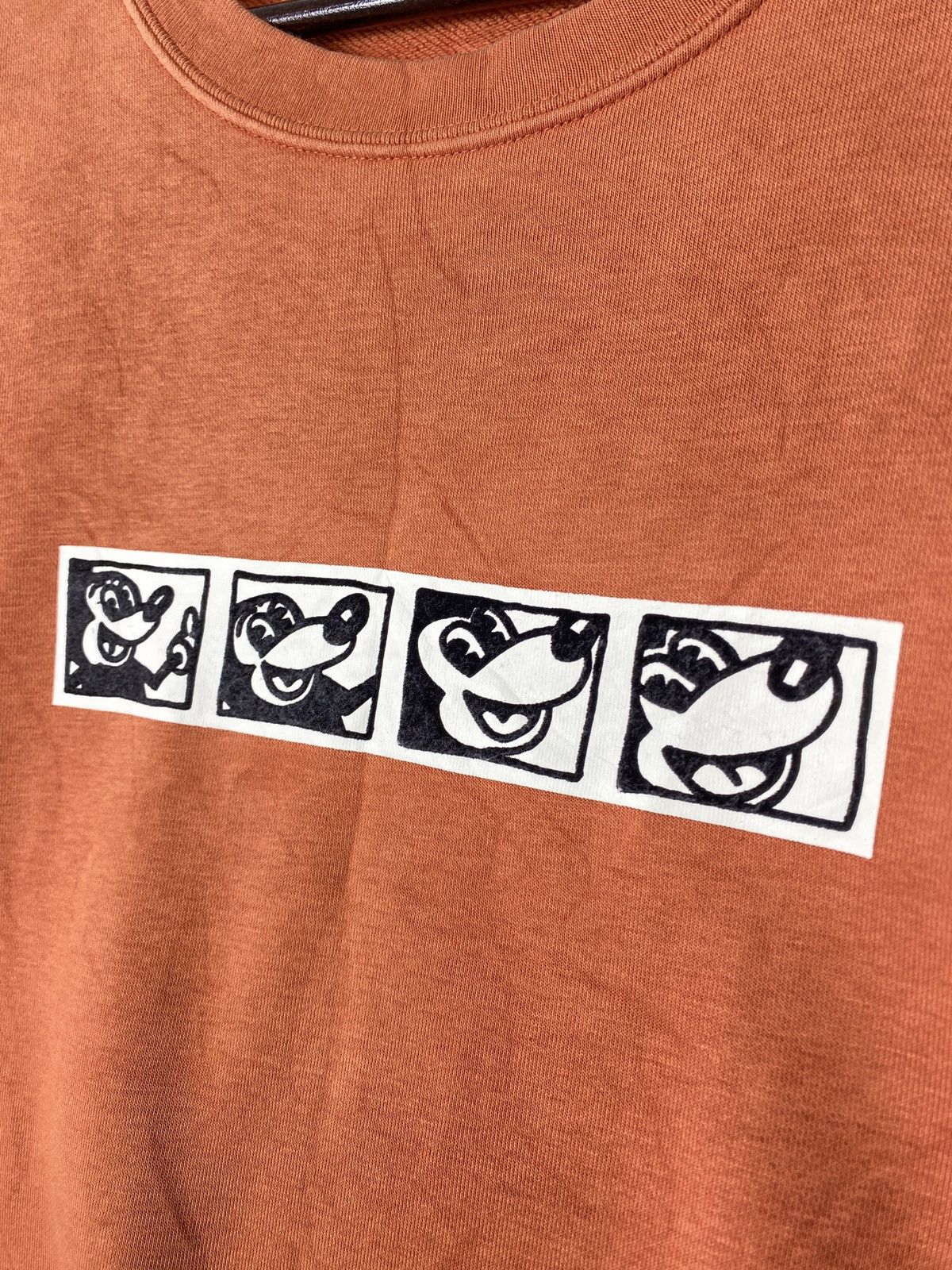 Keith Haring × Mickey Mouse × Uniqlo Vintage Uniqlo Mickey Mouse x Keith Haring Sweatshirts Size US XL / EU 56 / 4 - 5 Thumbnail