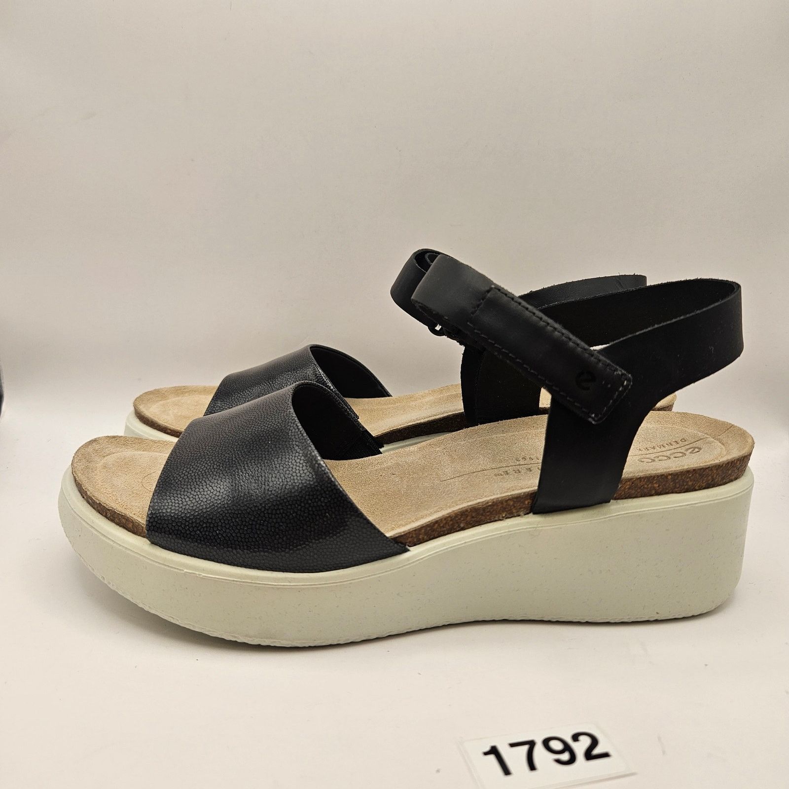Ecco ECCO WOMEN'S 41 FLOWT WEDGE LEATHER CORK HEELED SANDAL BLACK Size US 10.5 / IT 40.5 - 2 Thumbnail