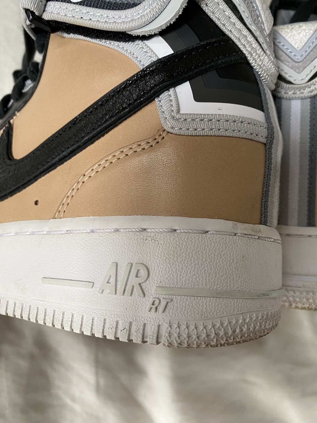 Nike × Riccardo Tisci Nike Air Force 1 Mid SP x Riccardo Tisci (vachetta tan) Size US 7 / EU 40 - 7 Thumbnail