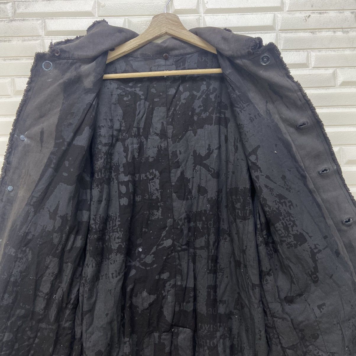 In The Attic Street Fashion In The Attic Acrylic Lining Heavy Long Coat Size US S / EU 44-46 / 1 - 21 Thumbnail