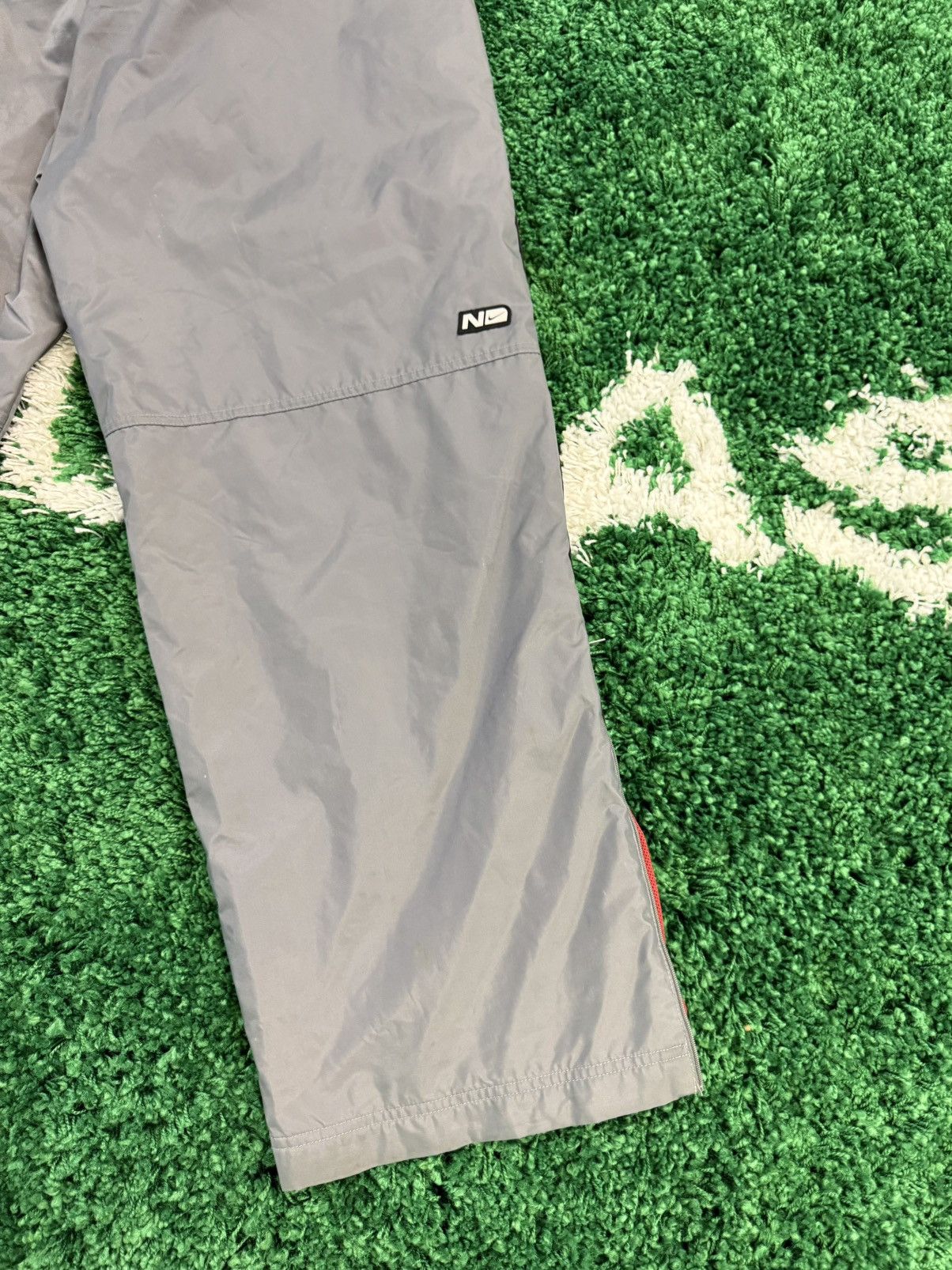 Nike × Vintage Nike Silver Bullet Cargo Zipper Mini Swoosh Track Pants Lab Size US 34 / EU 50 - 8 Thumbnail