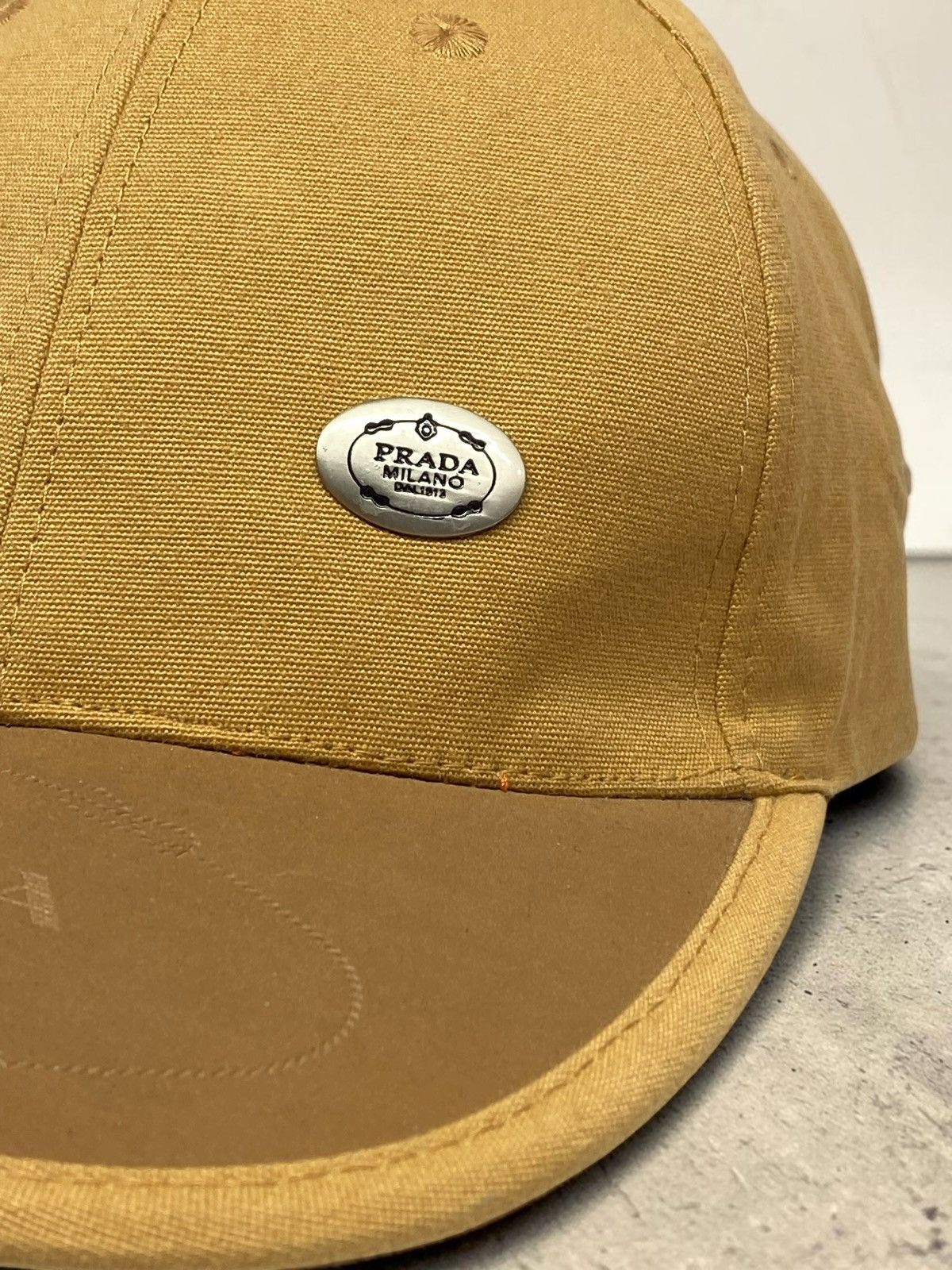 Prada Prada Milano Beige Hype Y2k Cap Size ONE SIZE - 6 Thumbnail