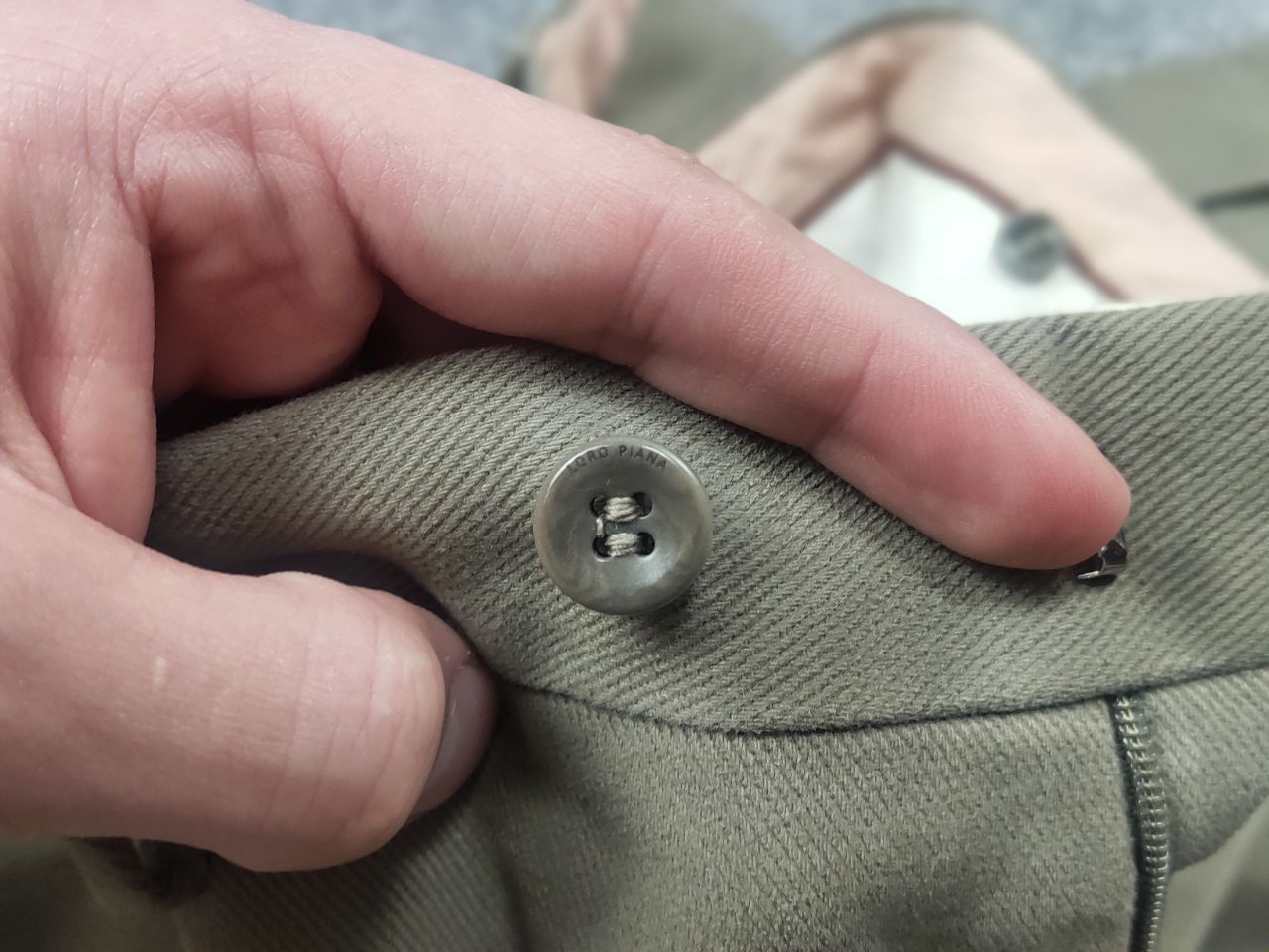 Loro Piana Loro Piana Italy design comfort trousers khaki chinos pants Size US 31 - 15 Thumbnail