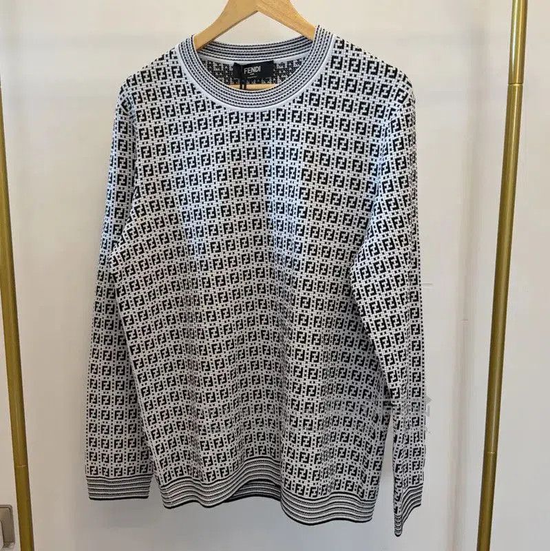 Fendi Fendi Black Knit Long Sleeve Sweater for Men . Size US XL / EU 56 / 4 - 1 Thumbnail