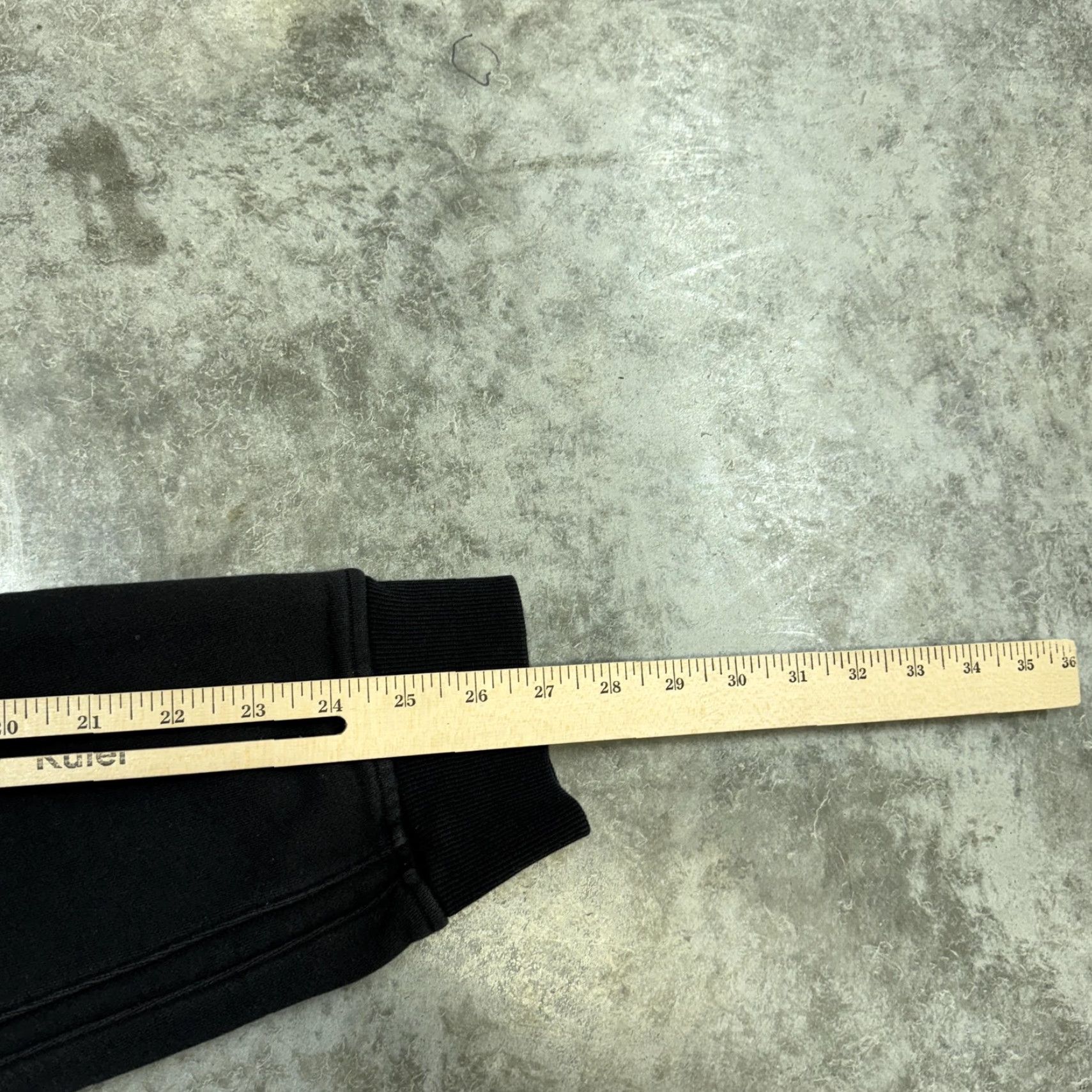 Lululemon Lululemon Sweatpants Womens 6 Black Fleece Jogger Pockets Drawstring Gym Pants Size 28" / US 6 / IT 42 - 7 Thumbnail