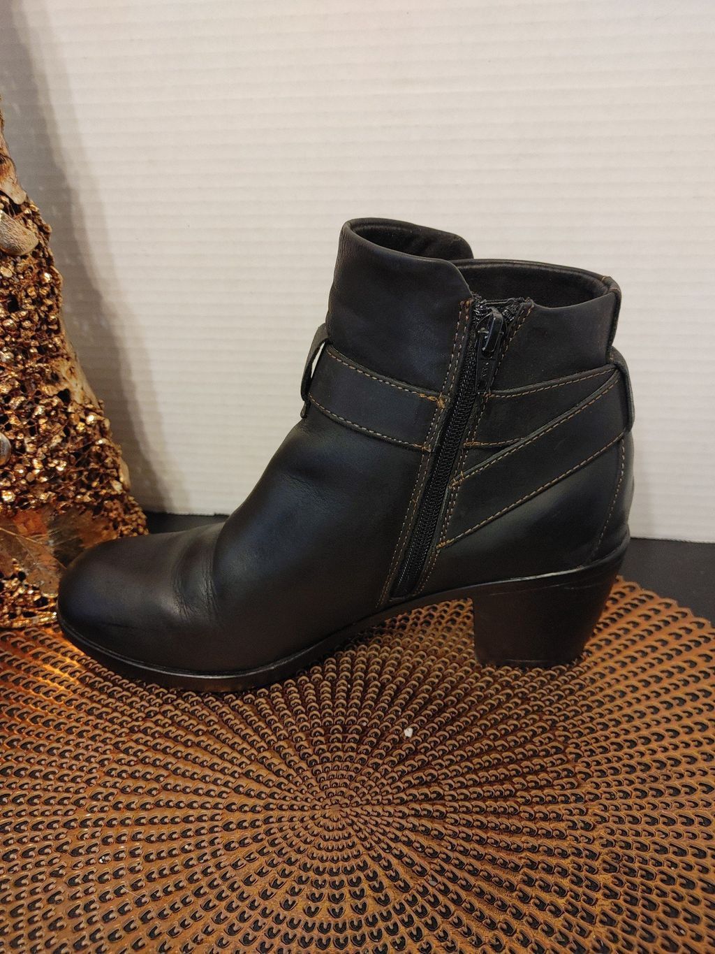 Born boc Payton leather boots size 9M Size US 9 / IT 39 - 4 Thumbnail