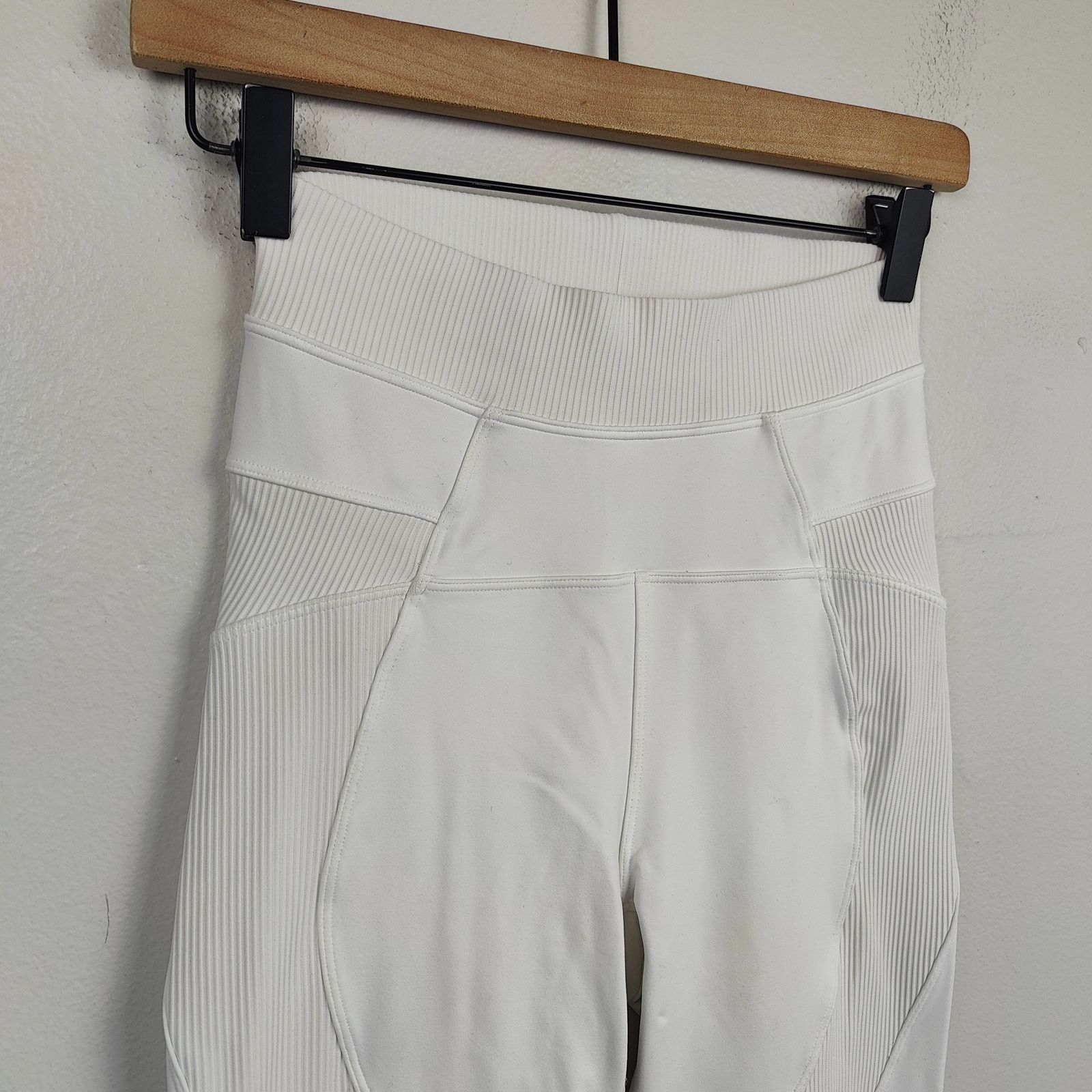 Lululemon Lululemon New Ambition SHR Super High Rise Tight Womens 4 Size 27" / US 4 / IT 40 - 2 Thumbnail