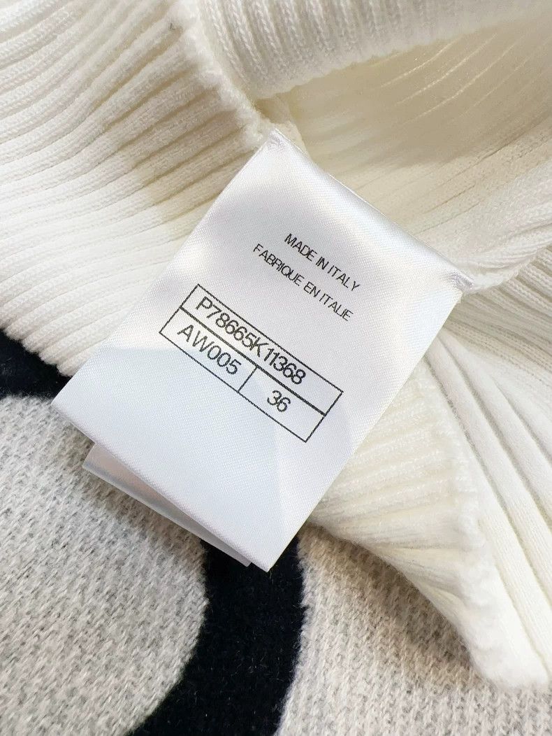 Chanel Chanel 25C show white double C hollow knitted short sleeve Size XS / US 0-2 / IT 36-38 - 6 Thumbnail