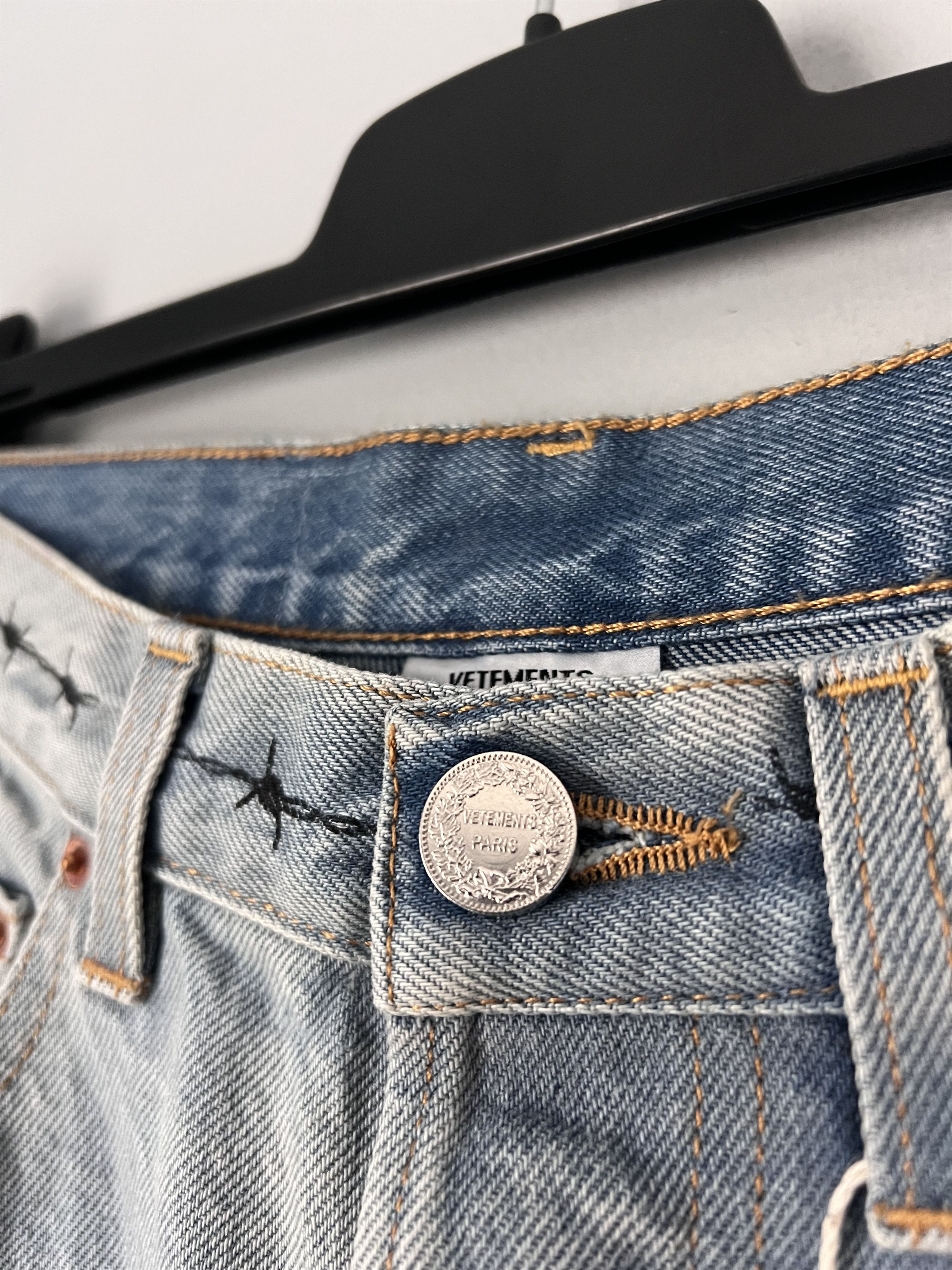Vetements VETEMENTS Fire Logo Magic Jeans in Blue Size 29" - 4 Thumbnail