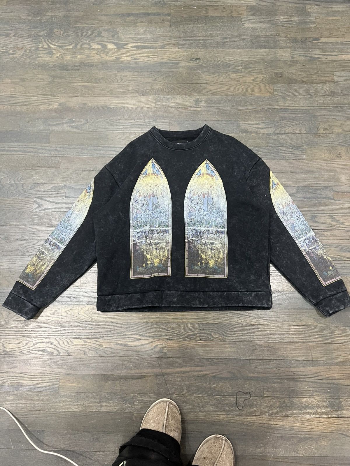 Other Who decides war stained glass motif crewneck Size US M / EU 48-50 / 2 - 1 Thumbnail