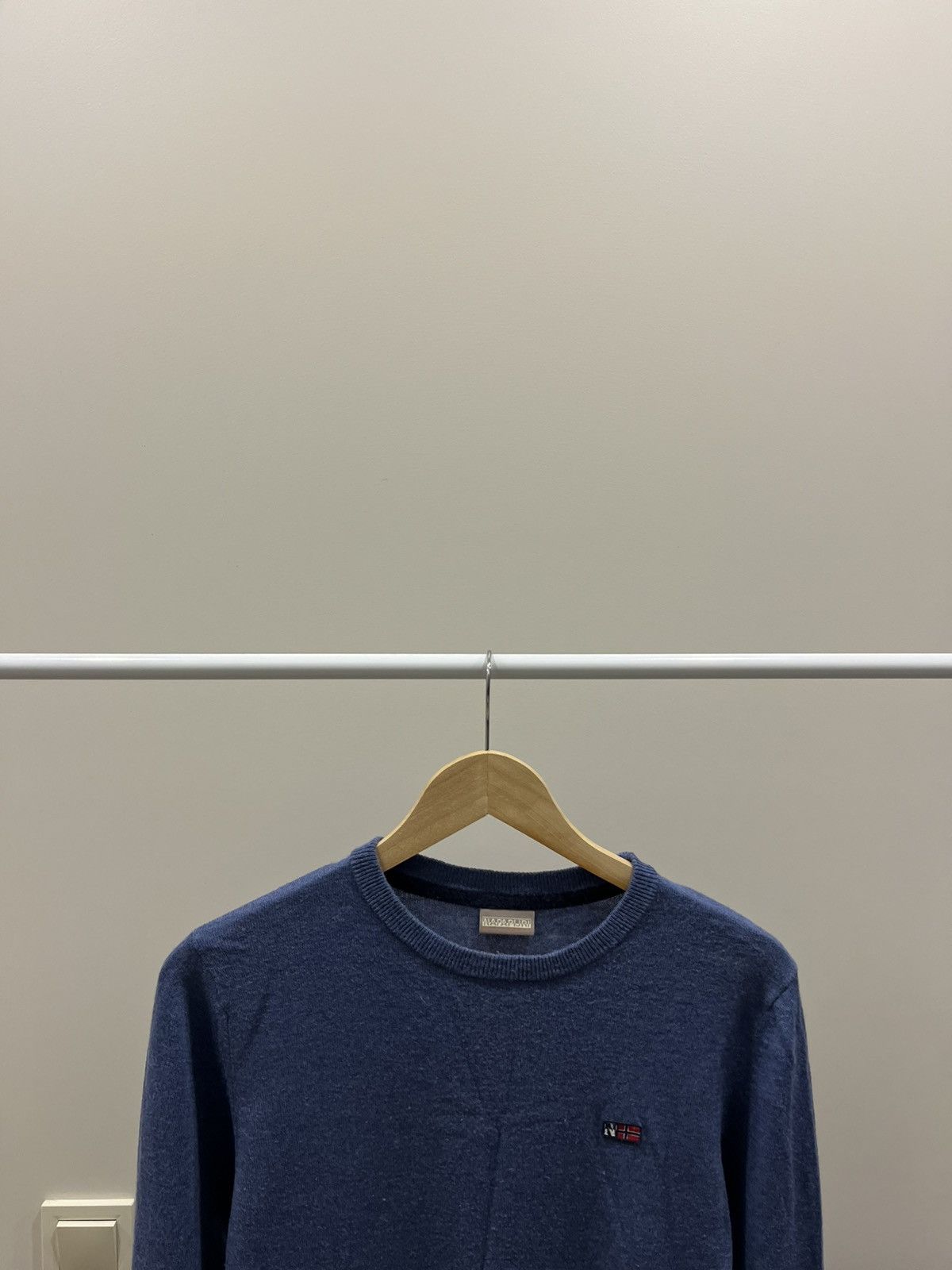 Vintage Vintage Napapijri Sweater Wool Small logo Blue Knit Casual Size US S / EU 44-46 / 1 - 2 Thumbnail