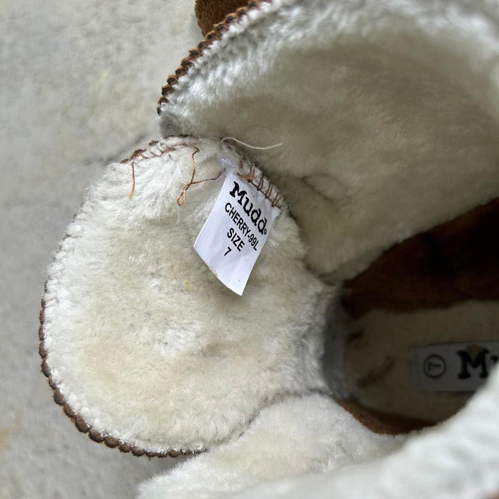 Vintage Y2K Ugg Style Mudd Cherry-99L Faux Fur Bow Boots Sz 7. Size US 7 / IT 37 - 6 Thumbnail