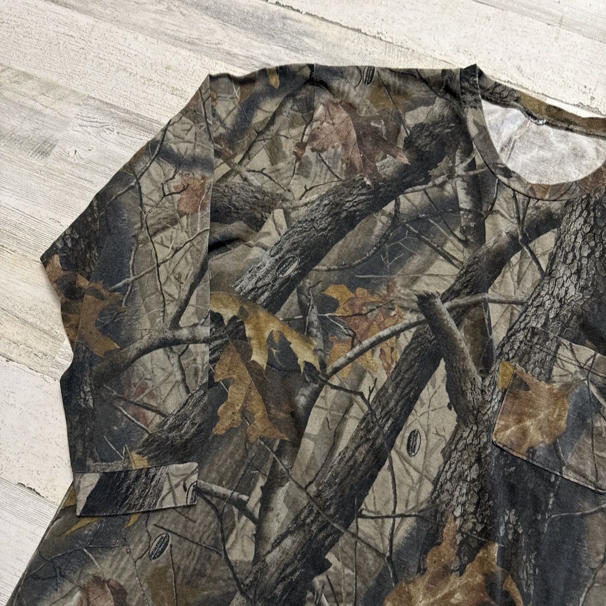 Realtree Vintage Realtree Camouflage Longsleeve Pocket T-Shirt XXL Size US XXL / EU 58 / 5 - 4 Thumbnail