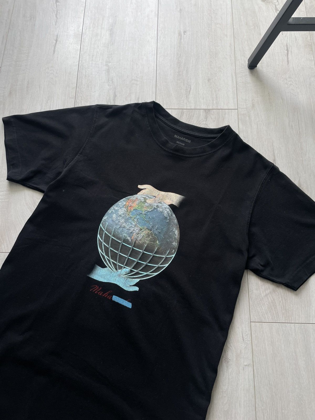 Maharishi Maharishi World Globe Logo T-Shirt Black Japan Y2K RARE Size US M / EU 48-50 / 2 - 2 Thumbnail