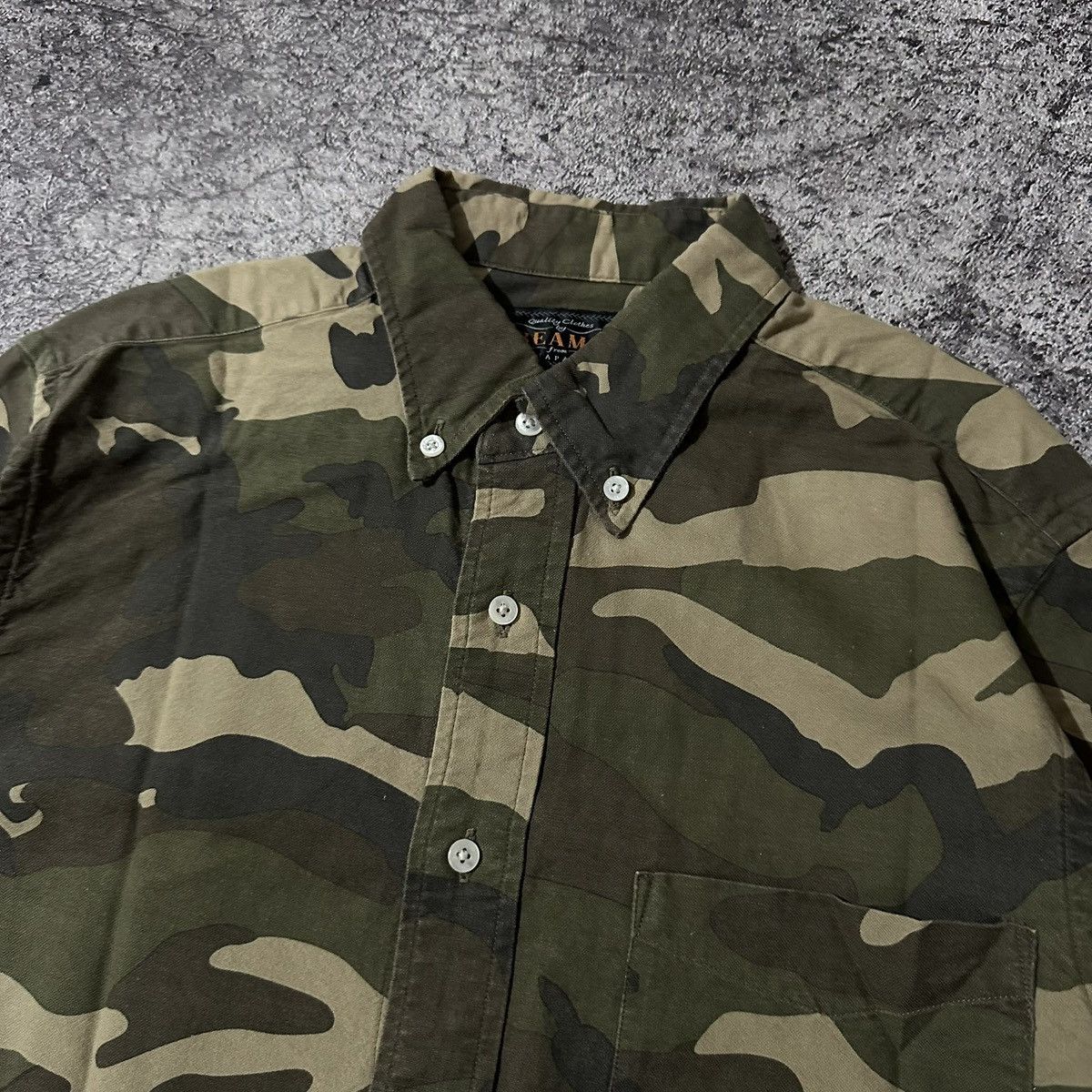 Beams Japan Beams Military Camo Button Up Long Shirt Size US S / EU 44-46 / 1 - 1 Thumbnail