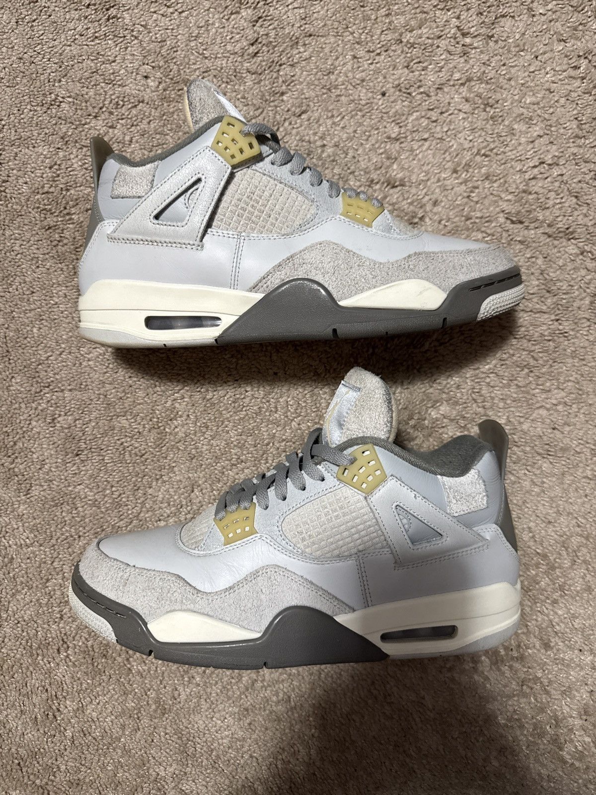 Jordan Brand 2023 Air Jordan 4 Retro SE Photon Dust Size US 11 / EU 44 - 3 Thumbnail