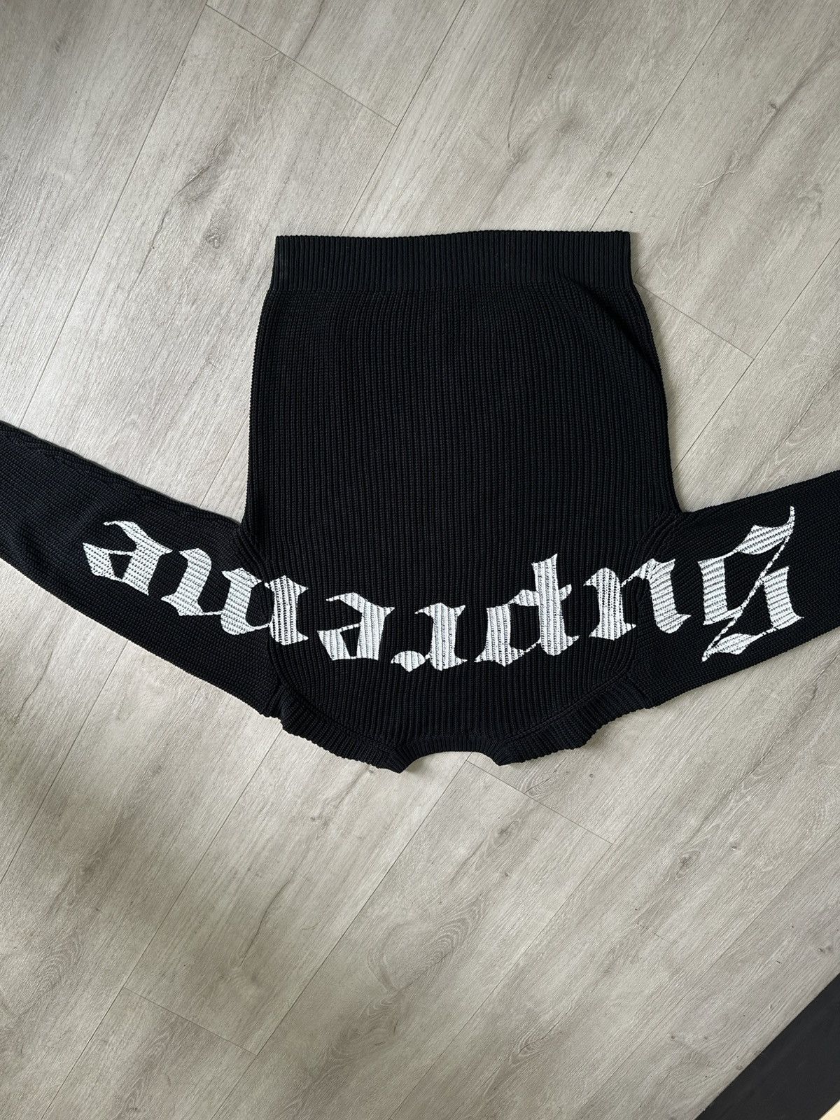 Supreme Supreme Printed Old English Sweater Black SS25 Size US M / EU 48-50 / 2 - 12 Thumbnail