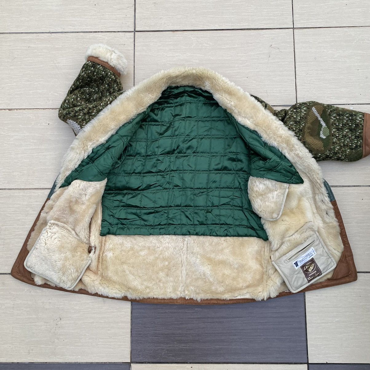 Vintage vintage incopel canadiam shearling jacket Size US M / EU 48-50 / 2 - 12 Thumbnail