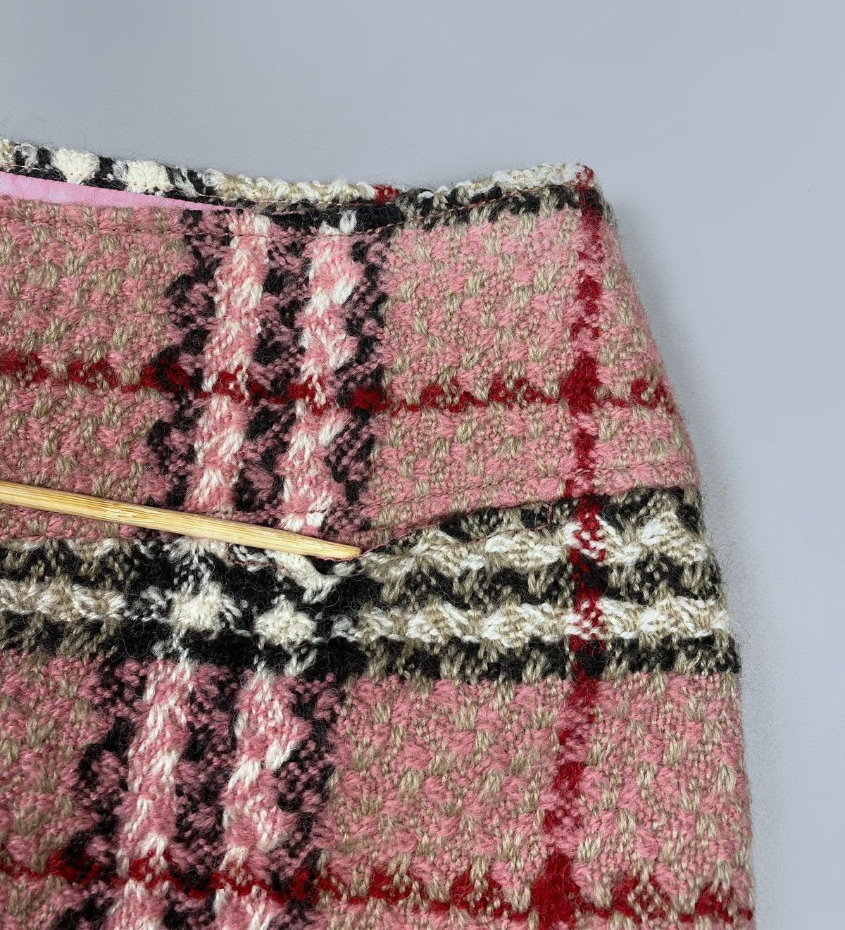 Burberry Vintage Burberry London Nova Check Tweed Skirt UK 8 US 6 Size 27" / US 4 / IT 40 - 8 Thumbnail