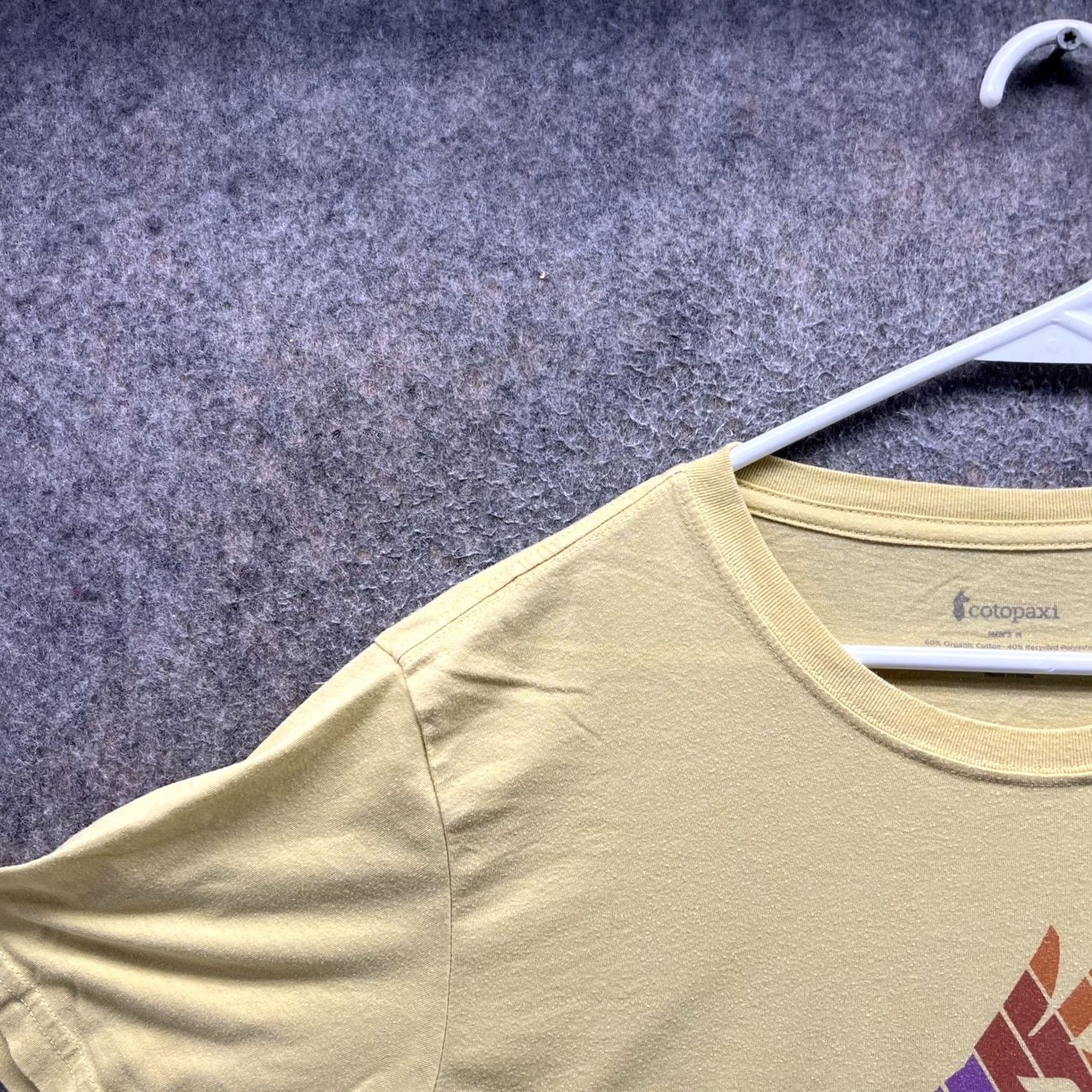 Cotopaxi VINTAGE Cotopaxi Shirt Mens Medium Yellow Llama Logo Graphic Tee Tagless Outdoor Casual Size US M / EU 48-50 / 2 - 7 Thumbnail